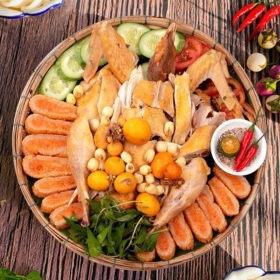 Gà lá chanh + xôi gấc