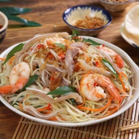 Gỏi xoài tai heo tôm