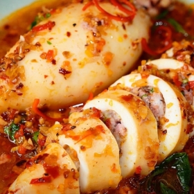 Mực ống nhồi thịt