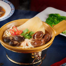 Soup tôm cua nấm bào ngư 