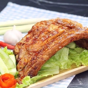 Sườn dê nướng 