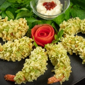 Tôm chiên cốm + mực chiên xù 